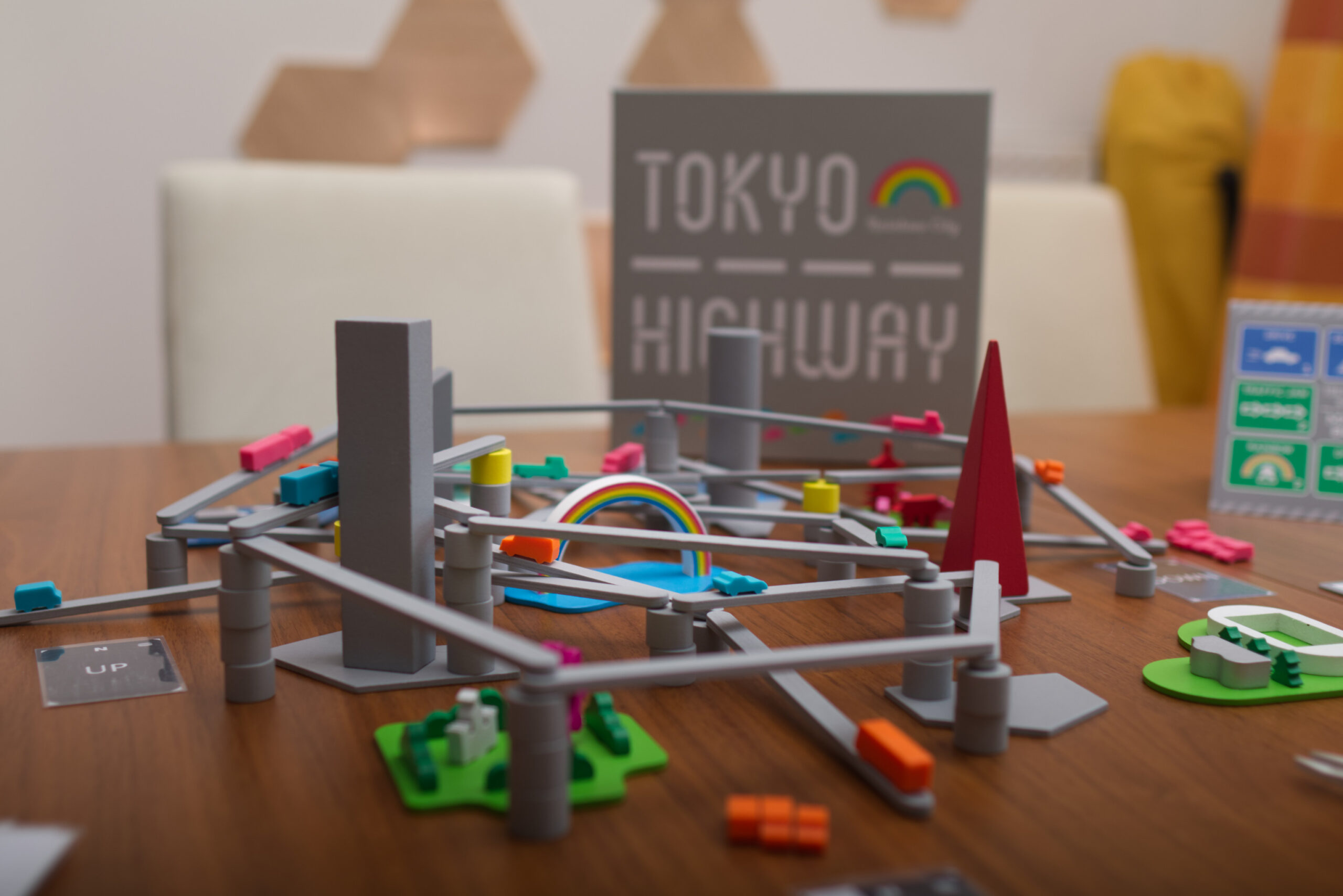 First Impressions of Tokyo Highway: Rainbow City – Smaller Package, More Toys