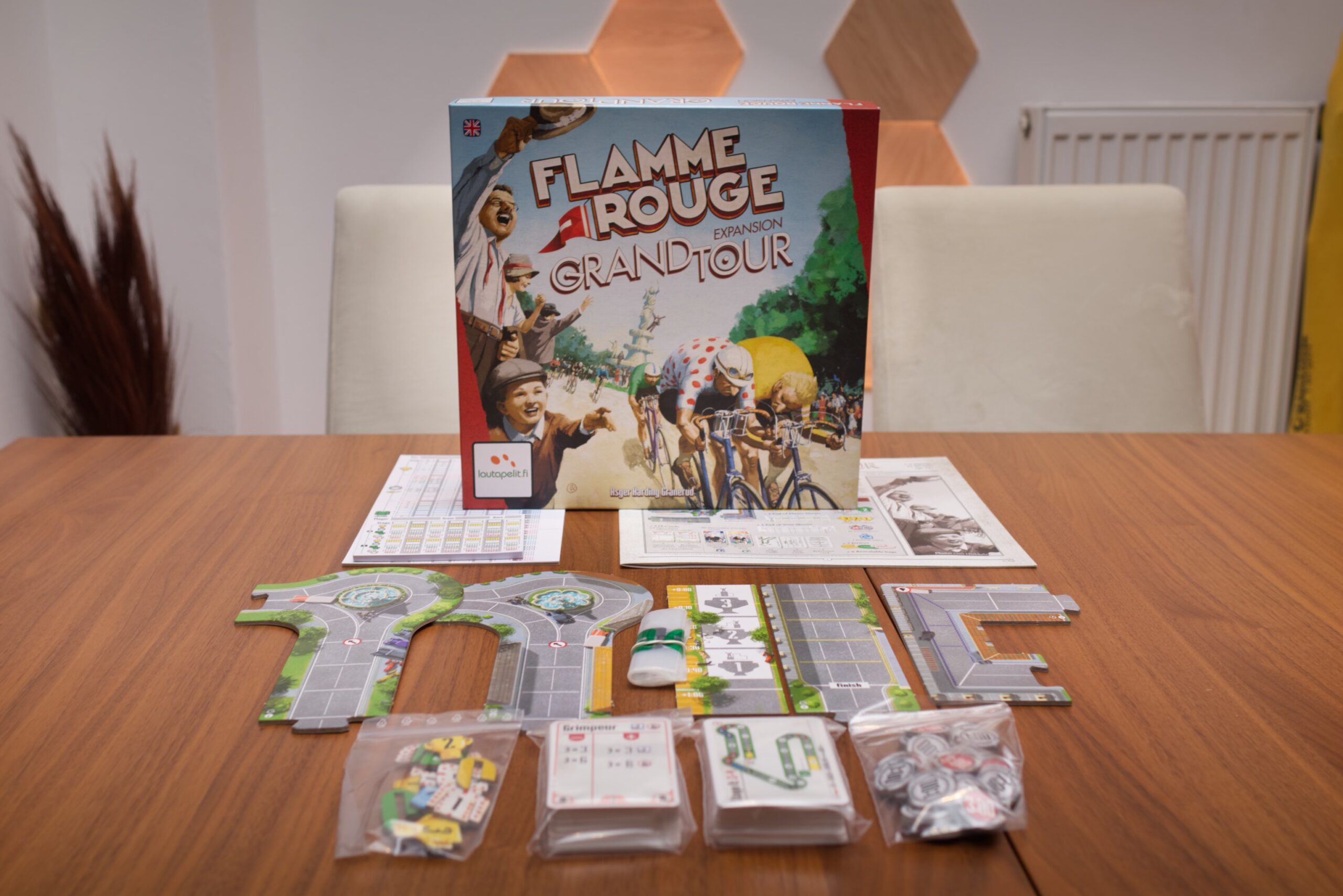 Review of Flamme Rouge Grand Tour – A Beautiful Swan Song