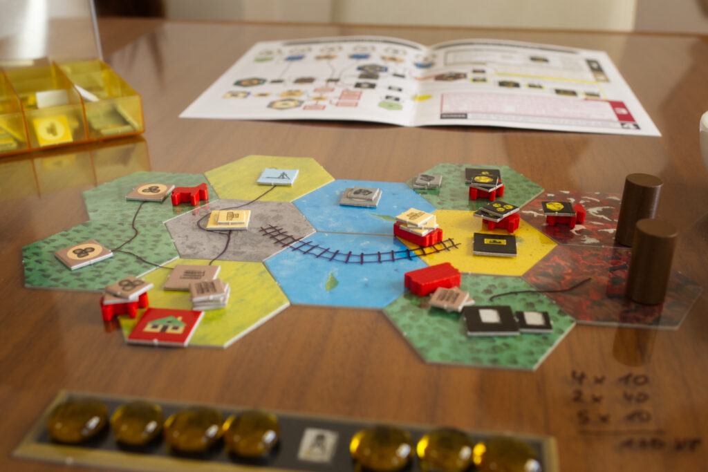 Board game Roads & Boats by Splotter Spellen, a solo scenario set up